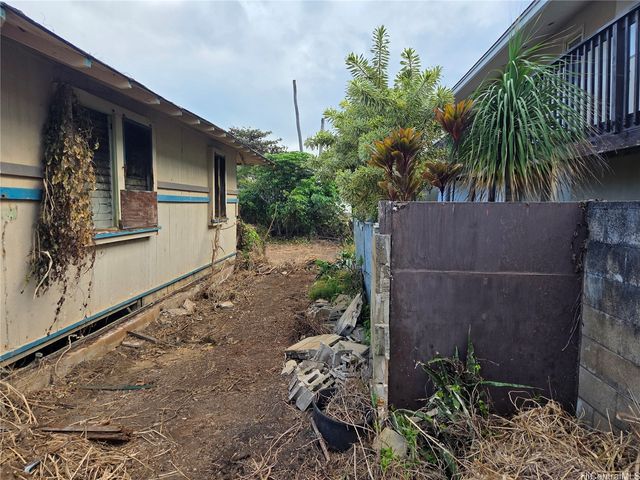 54-016 Pipilani Place, Hauula, HI 96717