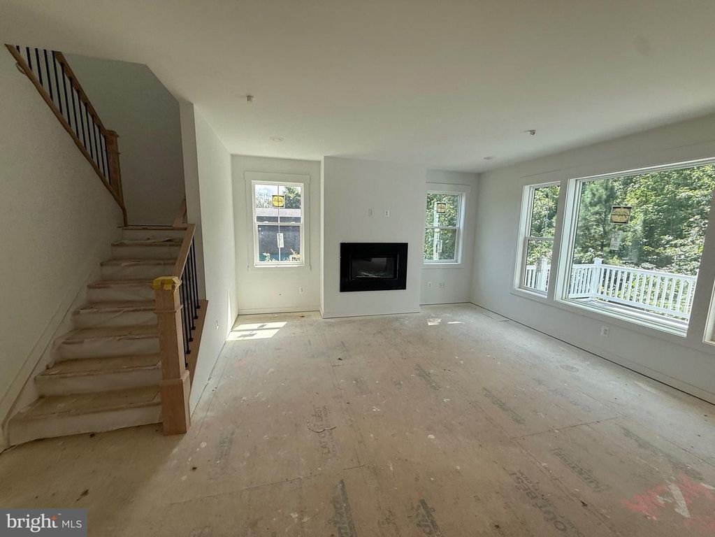 799 CEDAR AVE, North Beach, MD 20714