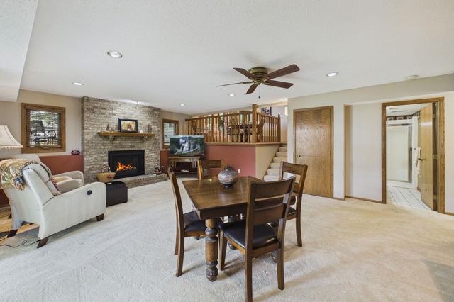 3025 Thunder Bay Road, Little Canada, MN 55117