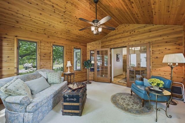3025 Thunder Bay Road, Little Canada, MN 55117