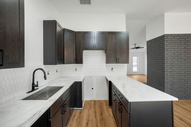 4016 Bristlecone Lane, Fort Worth, TX 76137