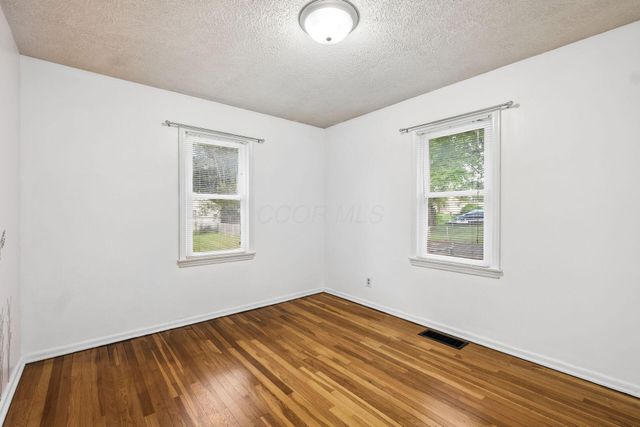 1072 Carlisle Avenue, Columbus, OH 43224