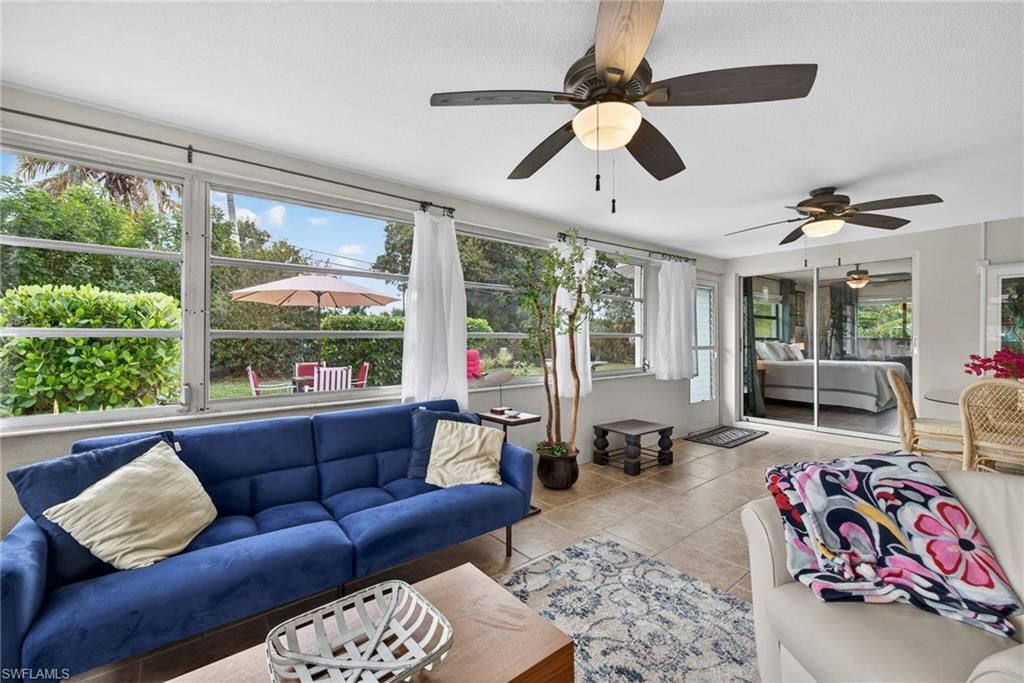 Image 11 of property listing at 708 El Dorado PKWY E, Cape Coral, FL 33904