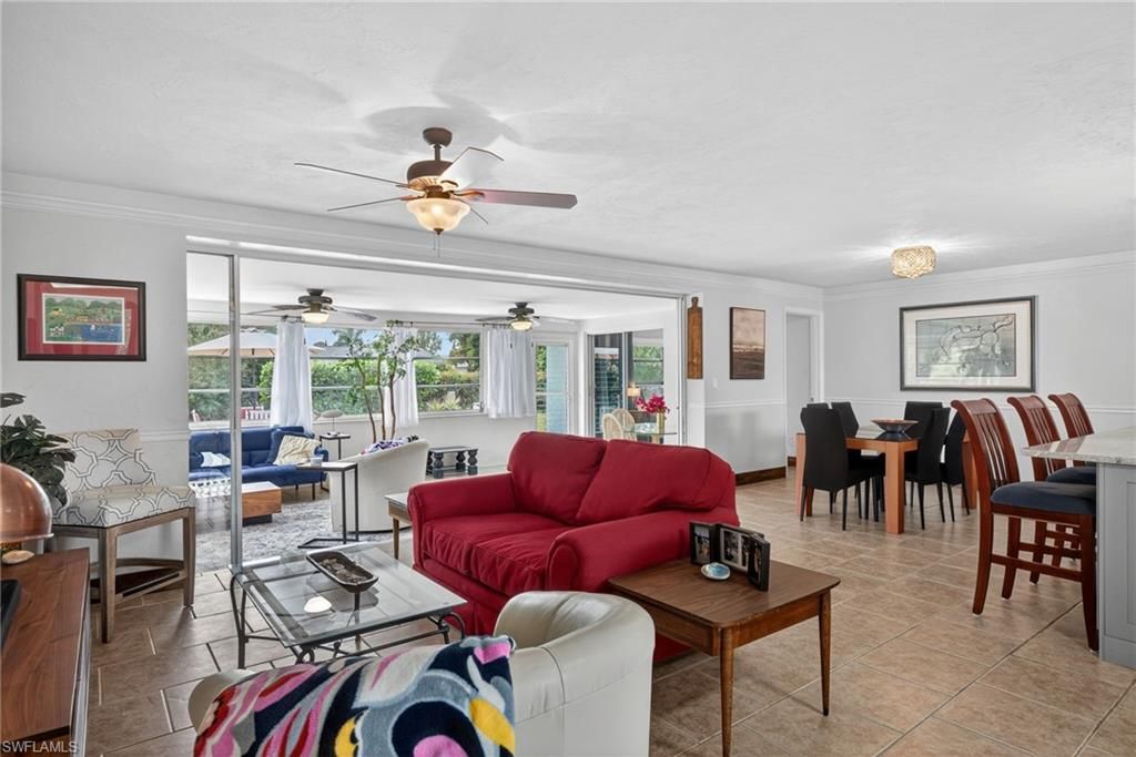 Image 4 of property listing at 708 El Dorado PKWY E, Cape Coral, FL 33904