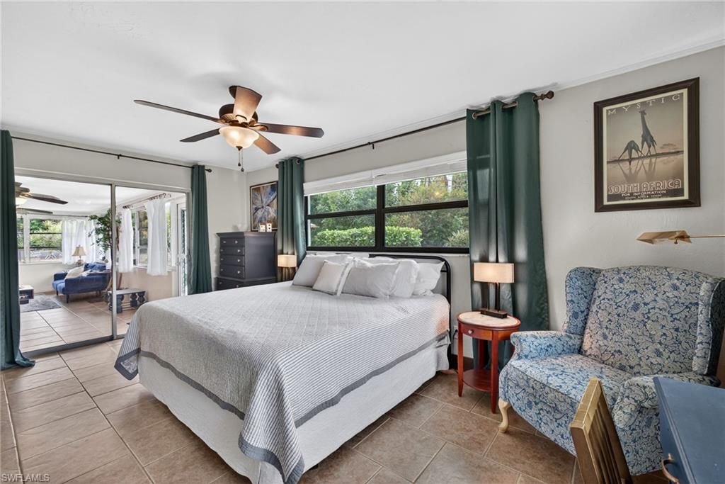 Image 9 of property listing at 708 El Dorado PKWY E, Cape Coral, FL 33904