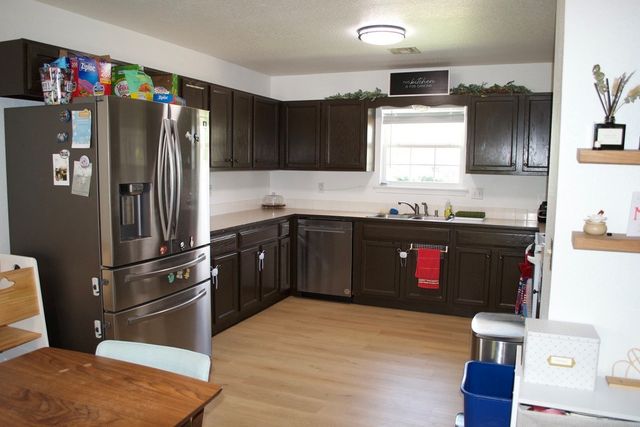 2503 SW 10th Street, Bentonville, AR 72712