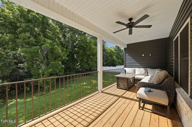 321 Azure Landing, Jonesborough, TN 37659