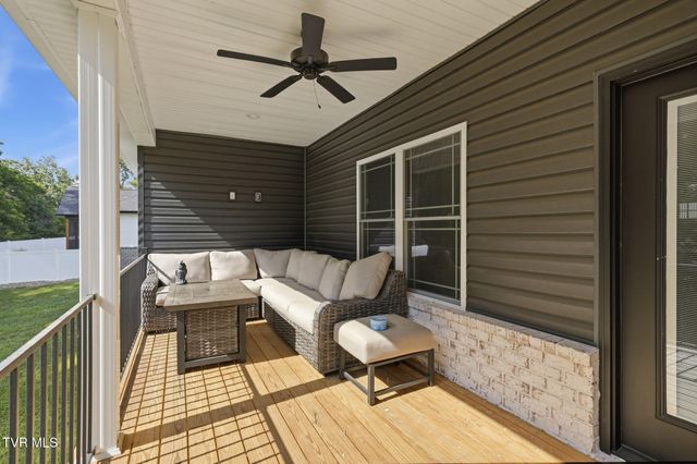 321 Azure Landing, Jonesborough, TN 37659