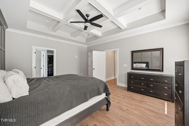 321 Azure Landing, Jonesborough, TN 37659