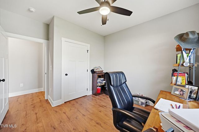 321 Azure Landing, Jonesborough, TN 37659