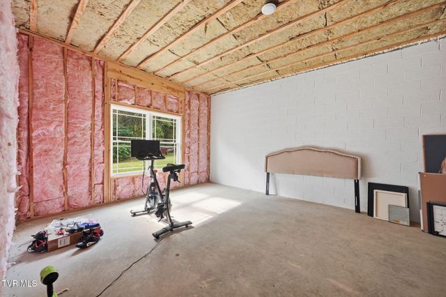 321 Azure Landing, Jonesborough, TN 37659