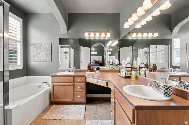 4097 S 3375 W, West Haven, UT 84401
