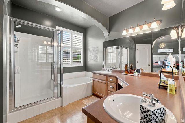 4097 S 3375 W, West Haven, UT 84401