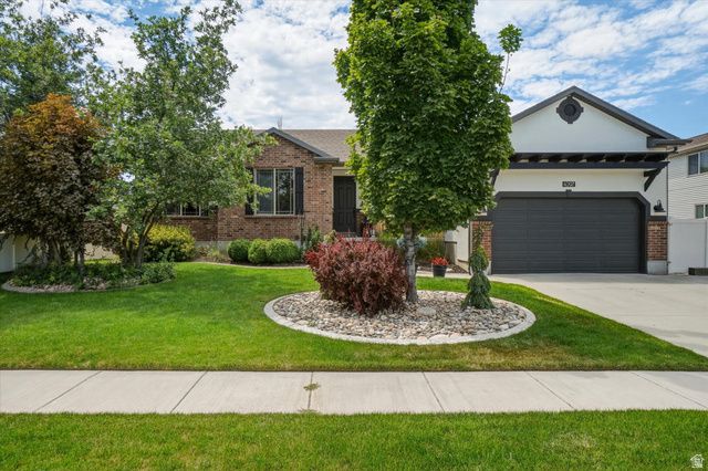 4097 S 3375 W, West Haven, UT 84401