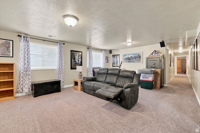 4097 S 3375 W, West Haven, UT 84401