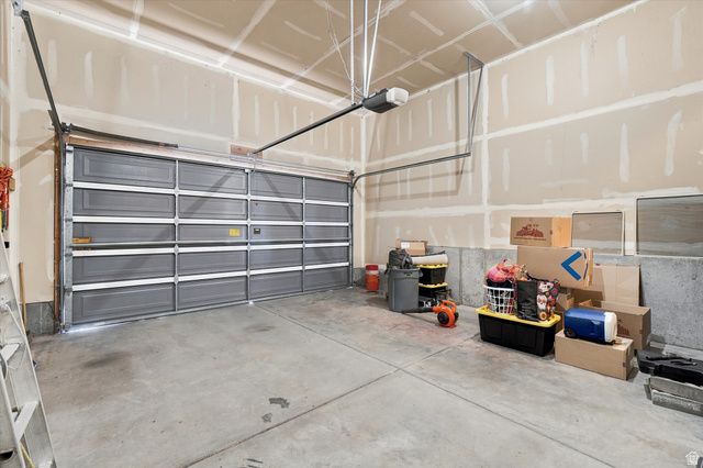 4097 S 3375 W, West Haven, UT 84401