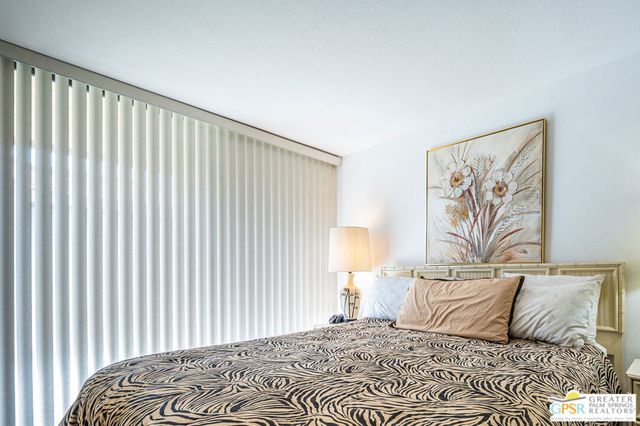 2563 N Whitewater Club Drive A, Palm Springs, CA 92262