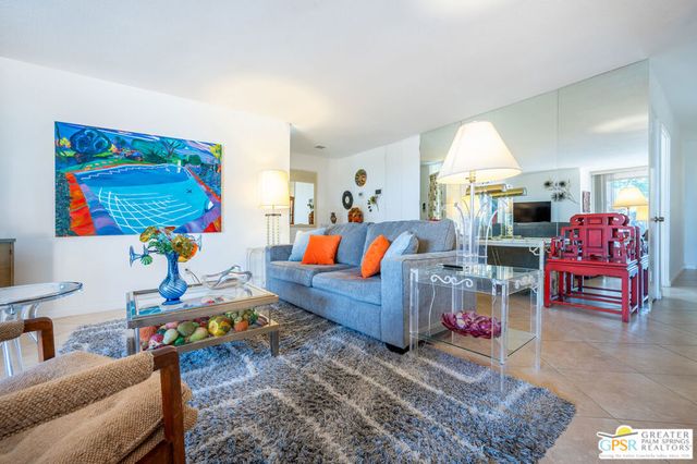 2563 N Whitewater Club Drive A, Palm Springs, CA 92262