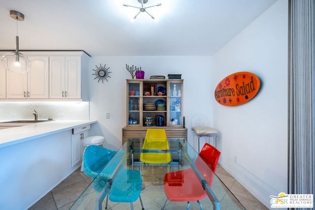 2563 N Whitewater Club Drive A, Palm Springs, CA 92262