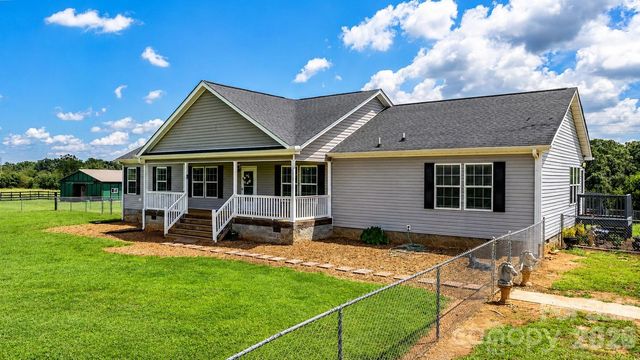 2915 TEXS FISH CAMP Road, Connelly Springs, NC 28612
