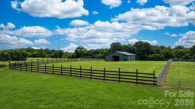 2915 TEXS FISH CAMP Road, Connelly Springs, NC 28612