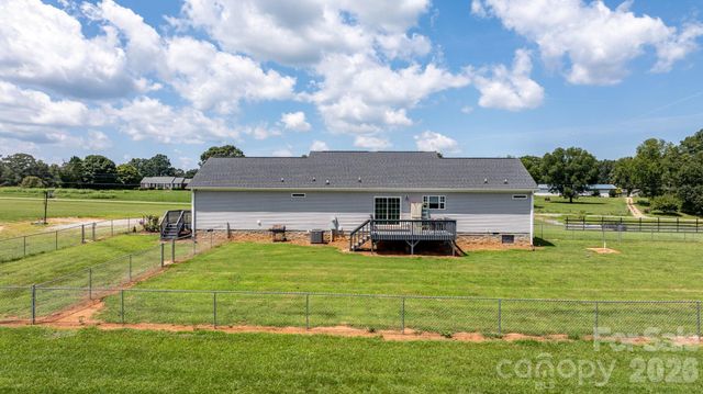 2915 TEXS FISH CAMP Road, Connelly Springs, NC 28612