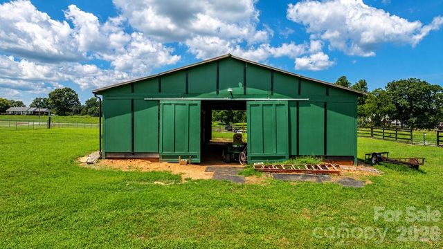 2915 TEXS FISH CAMP Road, Connelly Springs, NC 28612