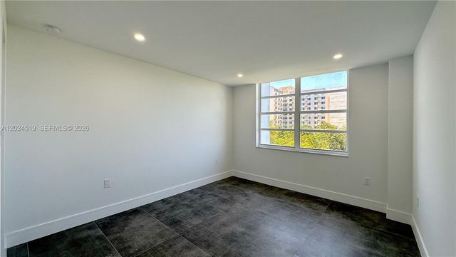 2780 NE 183rd St 701, Aventura, FL 33160