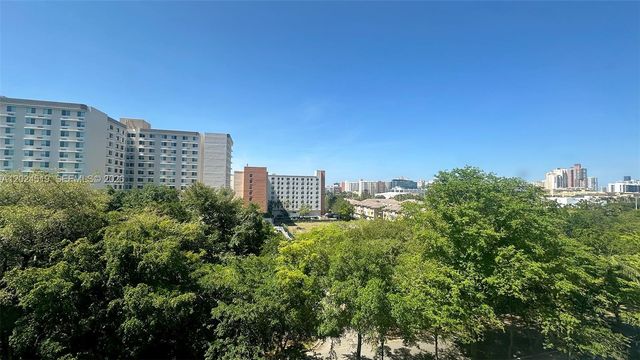 2780 NE 183rd St 701, Aventura, FL 33160