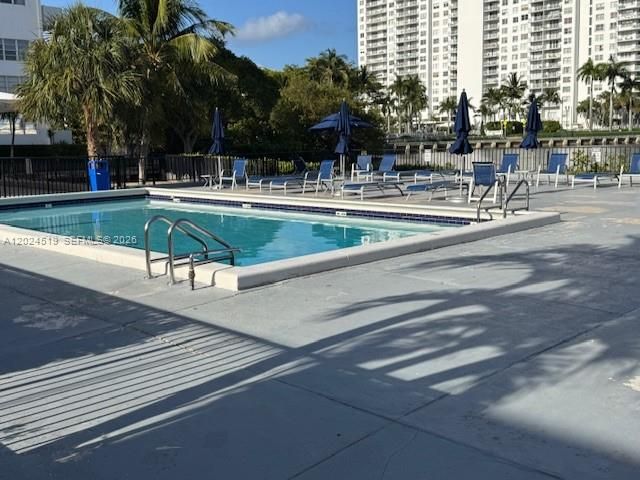 2780 NE 183rd St 701, Aventura, FL 33160