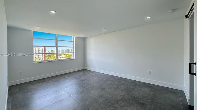 2780 NE 183rd St 701, Aventura, FL 33160
