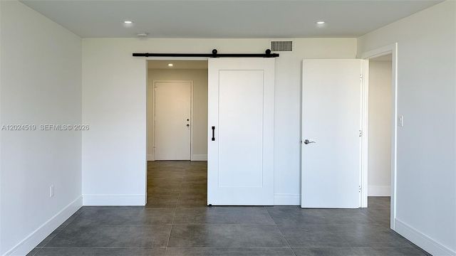 2780 NE 183rd St 701, Aventura, FL 33160
