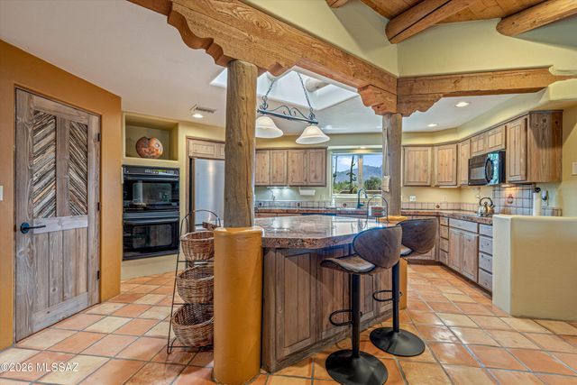 10785 N Rocky Slope Place N, Tucson, AZ 85737