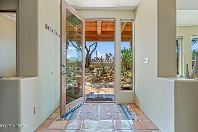 10785 N Rocky Slope Place N, Tucson, AZ 85737