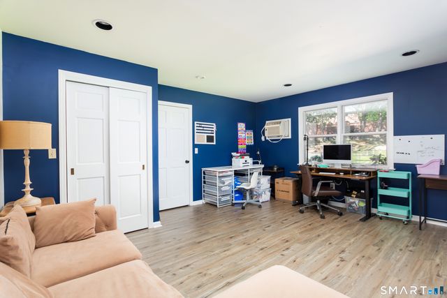 829 Scofieldtown Road, Stamford, CT 06903