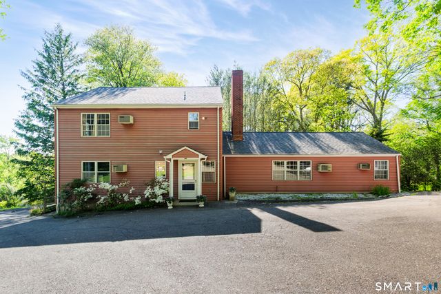 829 Scofieldtown Road, Stamford, CT 06903