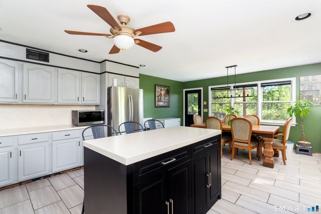 829 Scofieldtown Road, Stamford, CT 06903