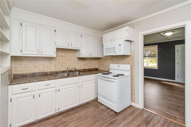 6 Ryan Street, Mobile, AL 36611