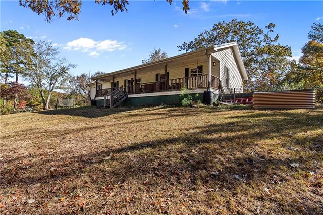 500 MOTLEY Drive, La Fayette, GA 30728