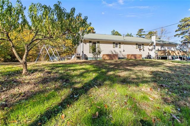 500 MOTLEY Drive, La Fayette, GA 30728