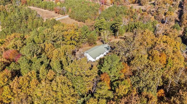 500 MOTLEY Drive, La Fayette, GA 30728