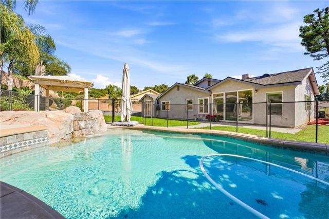 23671 Meandering Creek, Diamond Bar, CA 91765