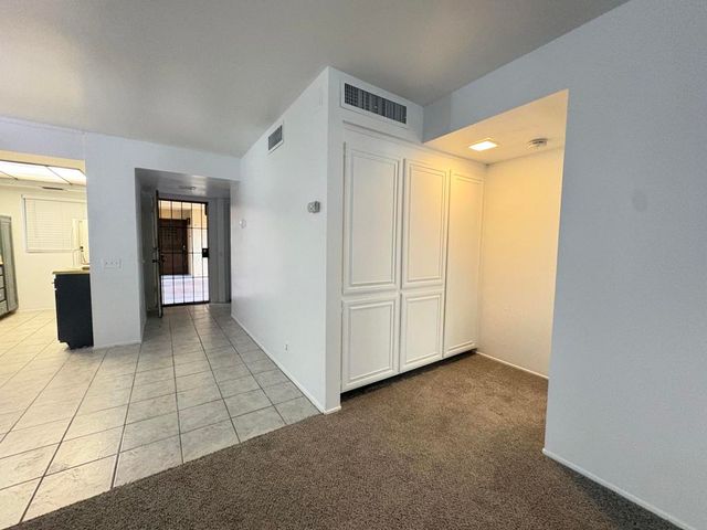 1411 N Sunrise Way 7, Palm Springs, CA 92262