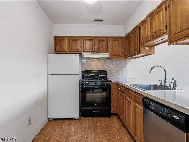 1 Onuma Ct 8, Vernon Twp., NJ 07462