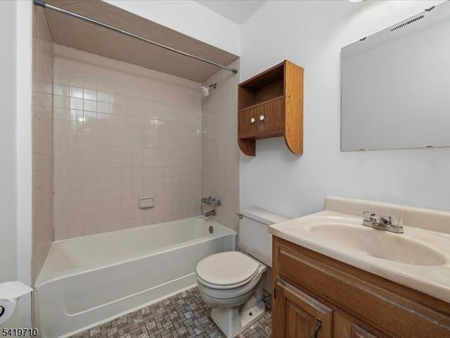 1 Onuma Ct 8, Vernon Twp., NJ 07462
