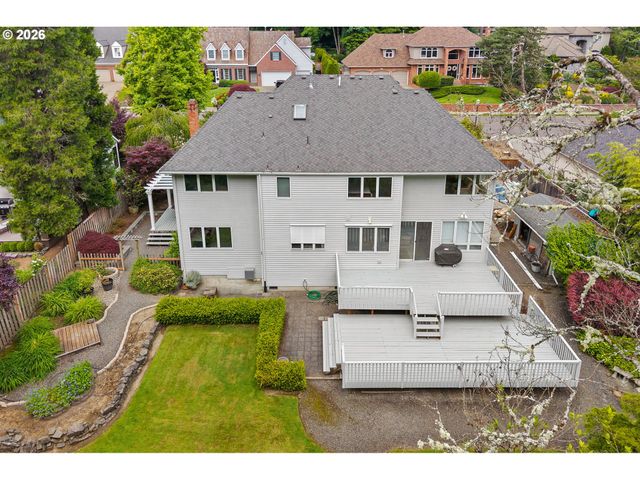 3420 BARRINGTON Dr, West Linn, OR 97068
