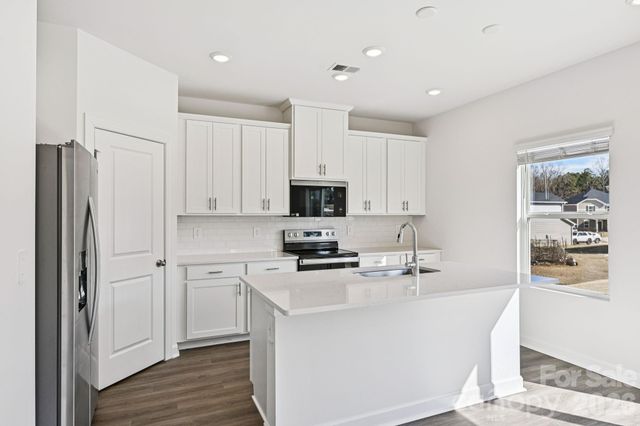 2411 Chartwell Street, Stanley, NC 28164