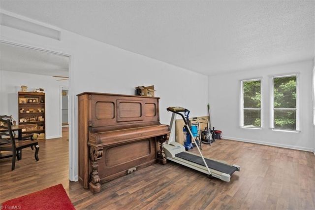 134 Shamu Drive, Reidsville, NC 27320
