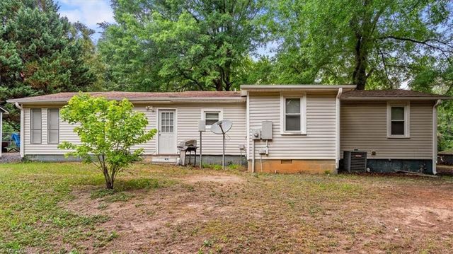 134 Shamu Drive, Reidsville, NC 27320