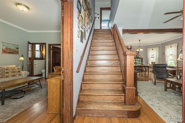 326 W Essex Avenue, Kirkwood, MO 63122